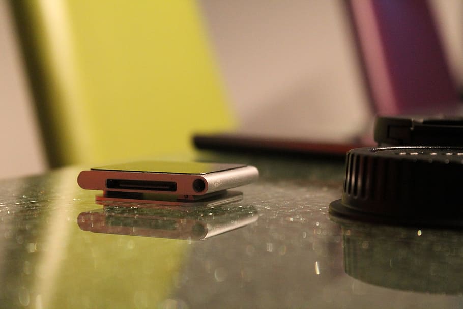 Ipod, Table, Device, Mp3 Player, equipment, technology, music HD wallpaper