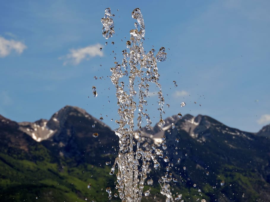 gush, water, mountains, sky, nature, drop, splashing, motion HD wallpaper