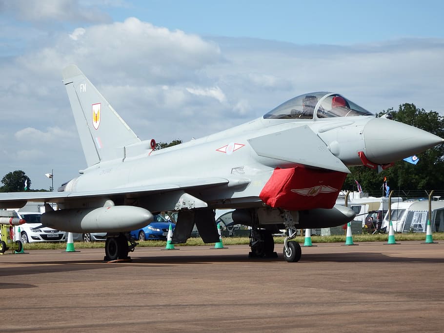 typhoon, fighter, jet, airplane, aircraft, airshow, squadron HD wallpaper