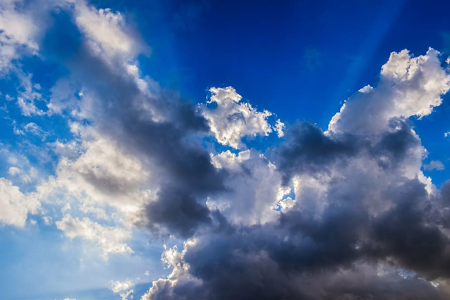 clouds, sky, sunbeam, sunlight, cloudscape, cloud - sky, blue HD wallpaper