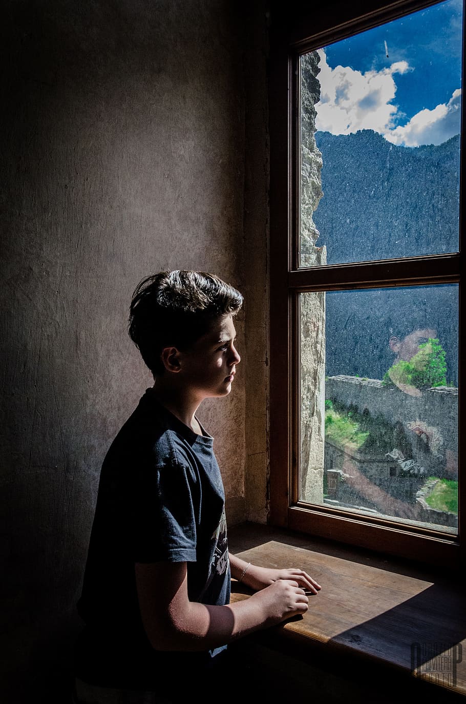 portrait, window, infinite, dreamer, look, backlight, attractive HD wallpaper