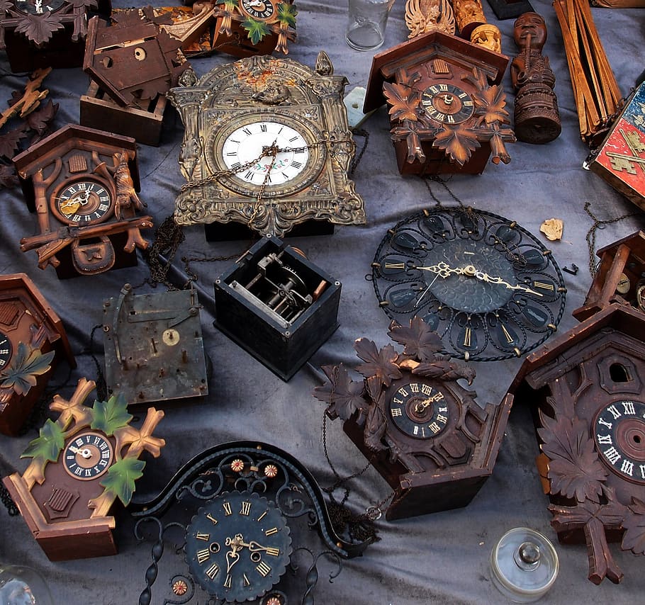 wall clock lot, flea market, arrows, time, dial, old clock HD wallpaper