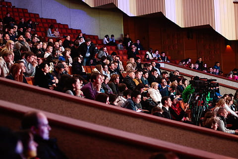 People Sitting Watching In The Theater, audience, crowd, event HD wallpaper