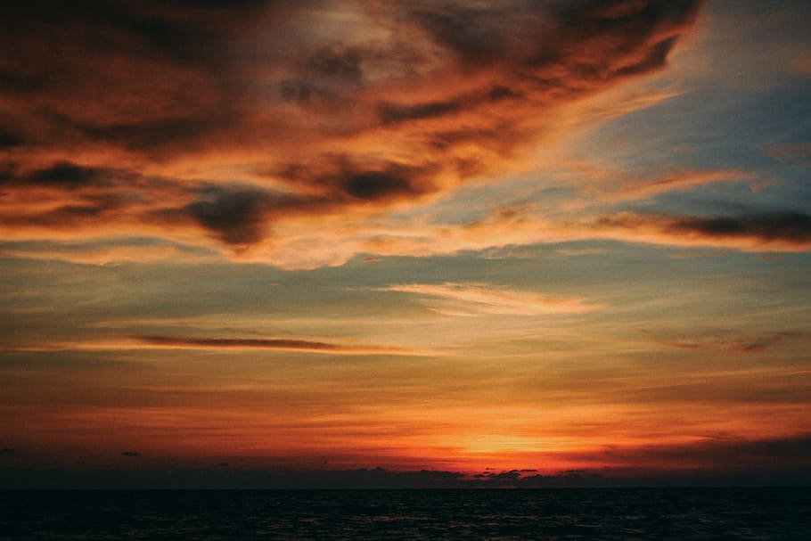 sunset photography, landscape photo of teal and orange sky, clouds HD wallpaper