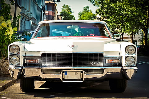 classic white car near building, auto, cadillac, oldtimer, vehicle HD wallpaper