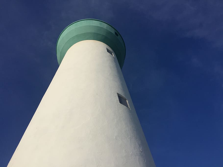 lighthouse, sea, electric headlight, low angle view, sky, architecture HD wallpaper