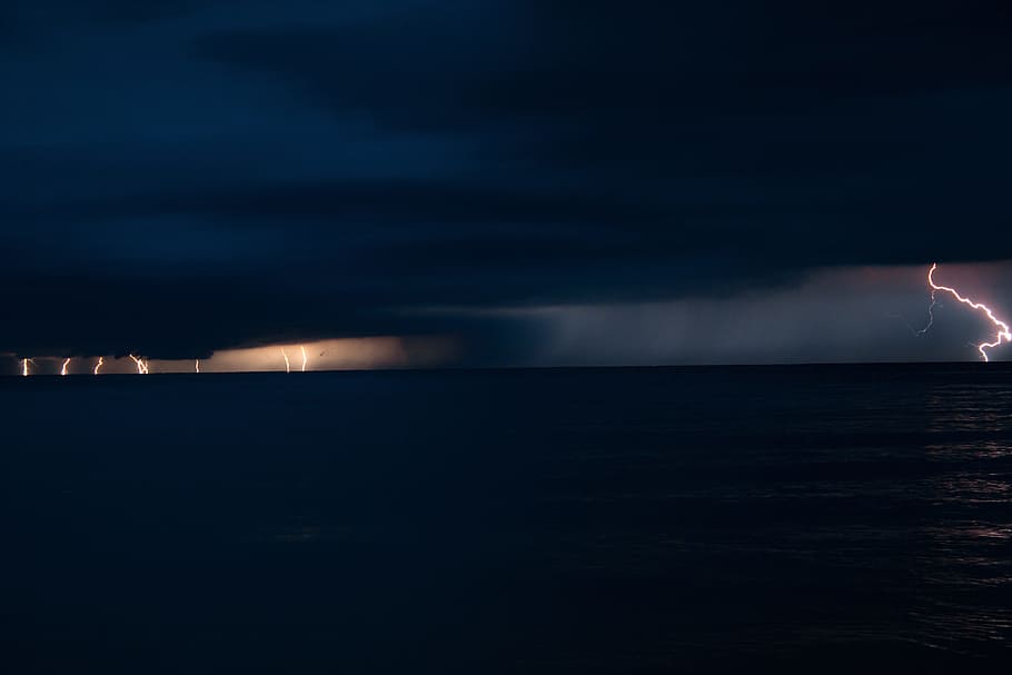 thunderstorm, sea, clouds, sky, croatia, forward, ocean, dramatic sky HD wallpaper