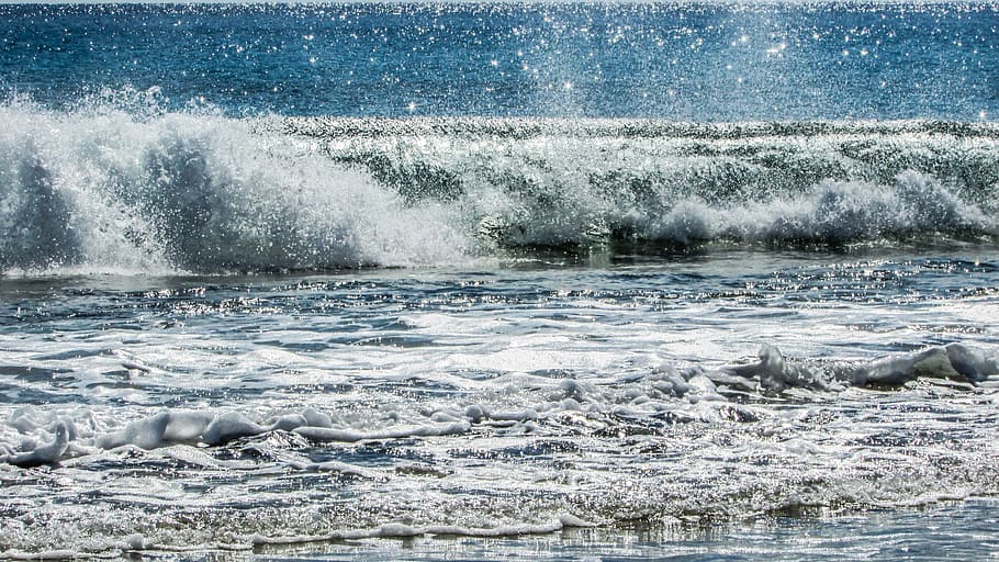 Wave, Spay, Foam, Sunlight, bright, clear, day, nature, sea HD wallpaper