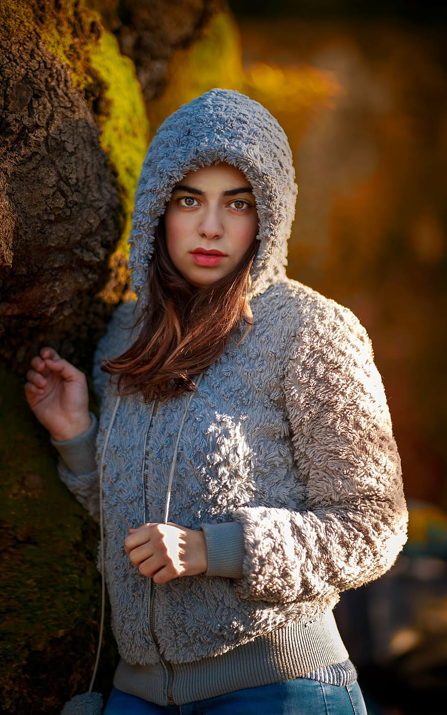 photography woman wearing gray fur hooded jacket, portrait HD wallpaper