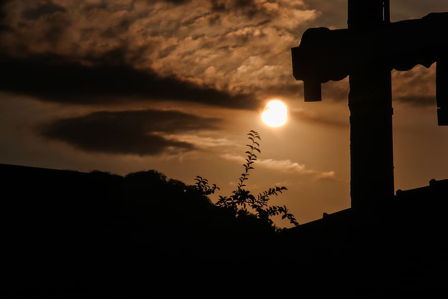 silhouette of cross on top of roof, sun, shadow, sunset, sky HD wallpaper