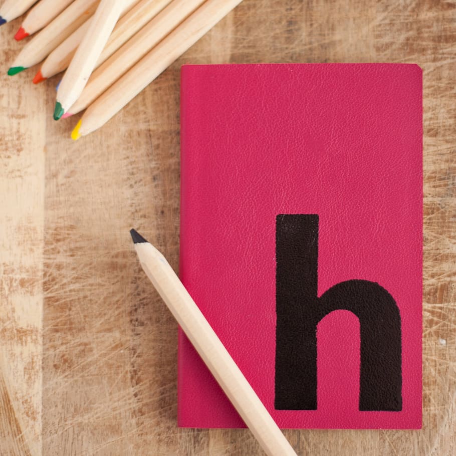 still, items, things, notebook, journal, colored, colors, pencils HD wallpaper