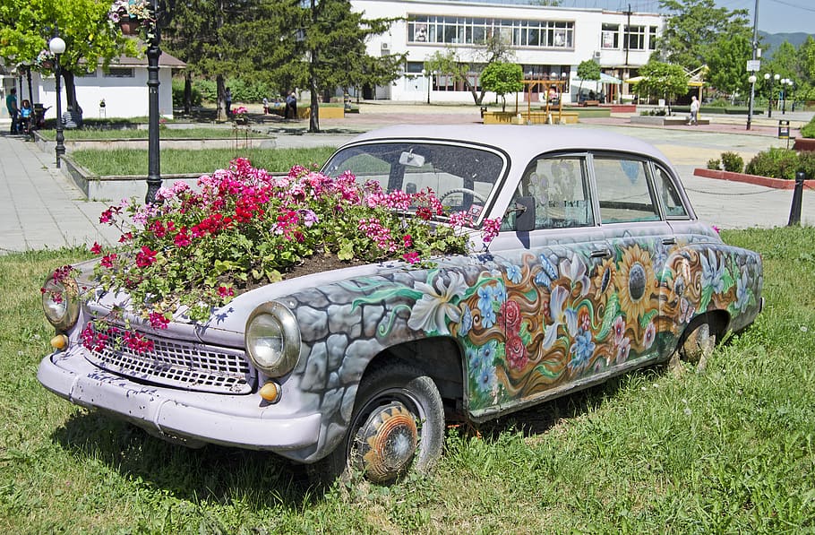 re-purposed, car, planter, flowers, flower power, wartburg, HD wallpaper
