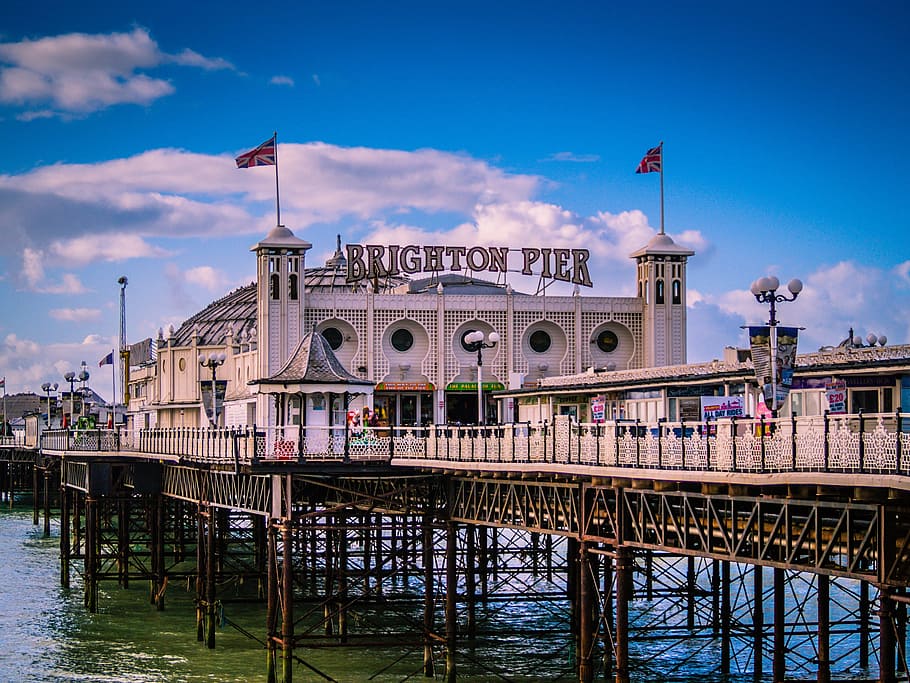 white Brighton Pier during daytime, architecture, building, infrastructure, HD wallpaper