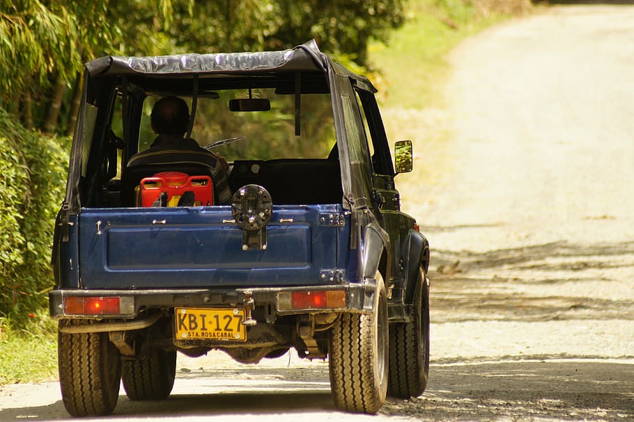 characters, area, kettle, quindio, transportation, mode of transportation HD wallpaper