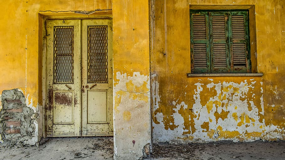 yellow concrete house with window, door, wall, architecture HD wallpaper