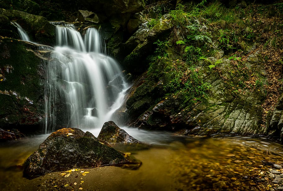 Fotinovo Waterfall No.2, photography of waterfalls surrounded of trees at daytime HD wallpaper