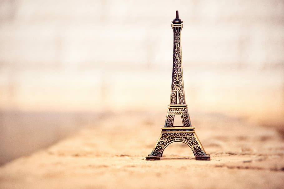 Mini Eiffel Tower, Eiffel Tower on floor, structure, miniature HD wallpaper