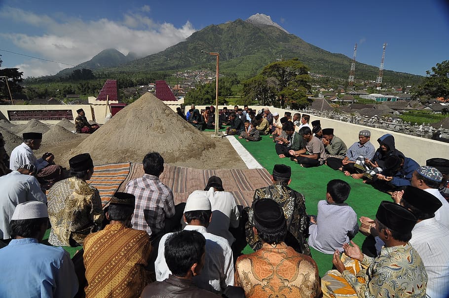 mount merapi, semarang, man, central java, indonesian, crowd HD wallpaper