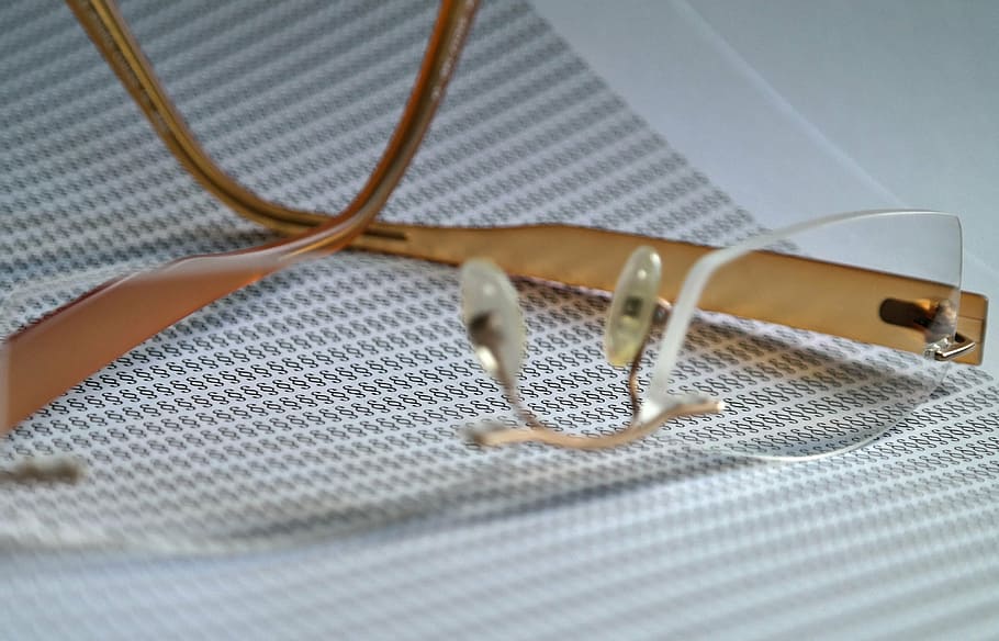 paragraphs, reading glasses, terms, grauzone, blurry, opaque HD wallpaper