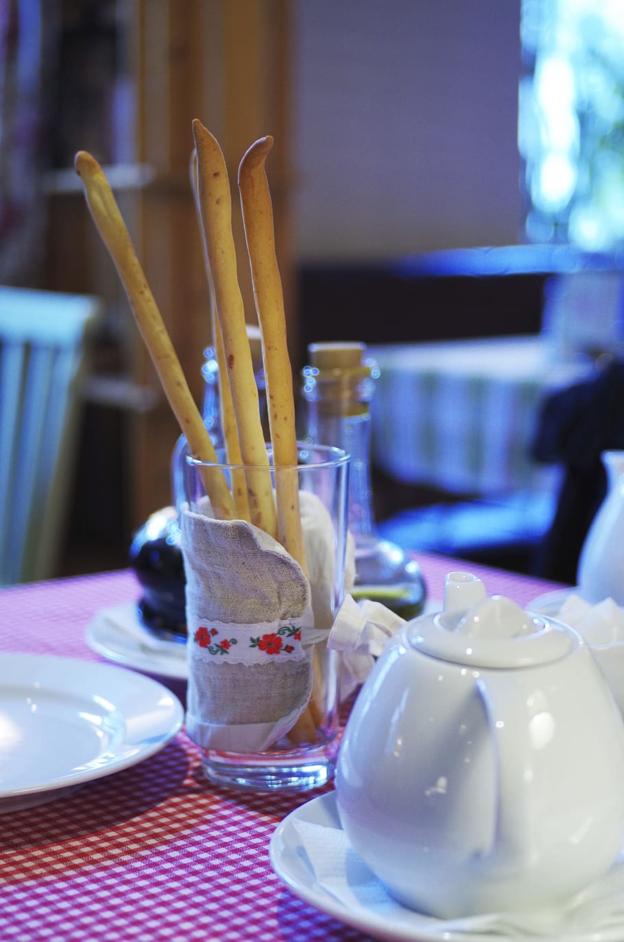 Bread, Table, Tea, Cafeteria, Teapot, teatime, indoors, drinking glass HD wallpaper