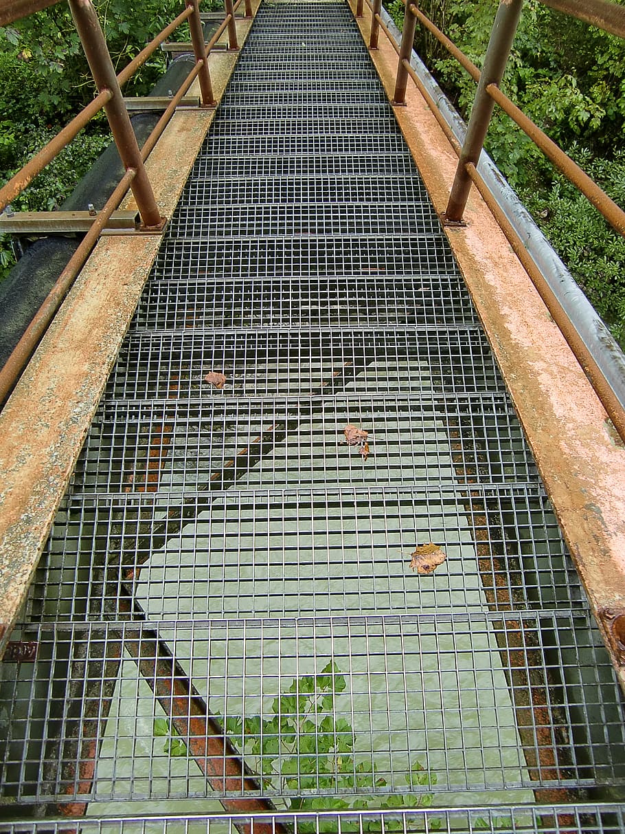 stairs, iron staircase, grid, gradually, metal, emergence, rusted HD wallpaper