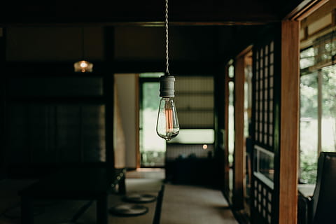 clear glass light bulb turned off, selective focus photography of pendant bulb HD wallpaper