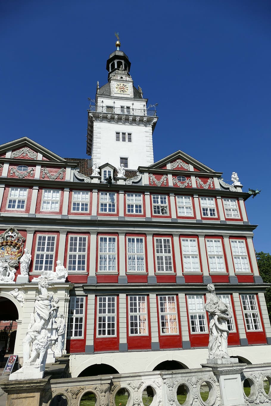 wolfenbüttel, castle, architecture, stone figures, building HD wallpaper