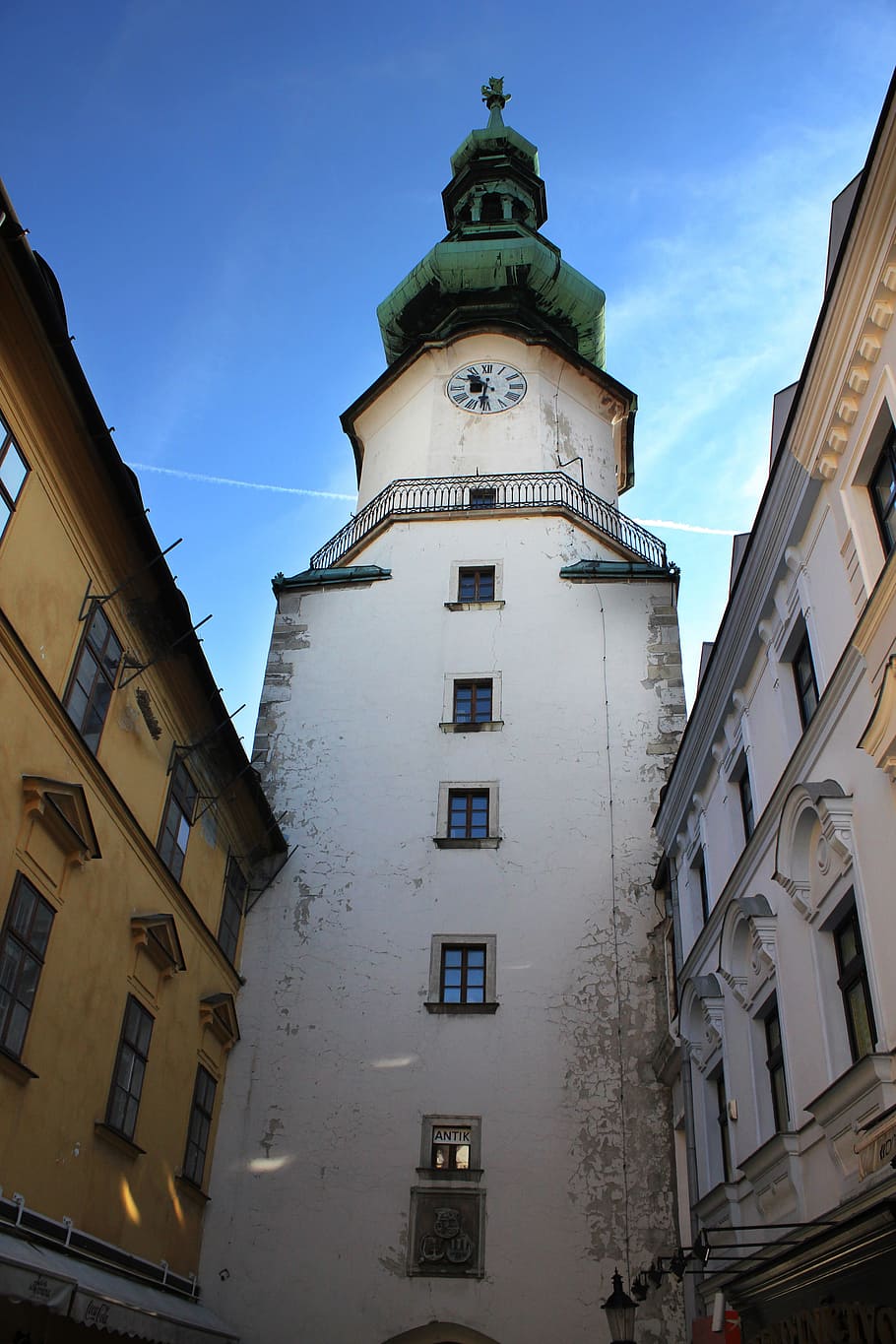 clock tower, building, sky, architecture, landmark, europe HD wallpaper