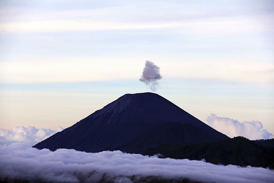 black mountain and white clouds during daytime, nature, landscape HD wallpaper