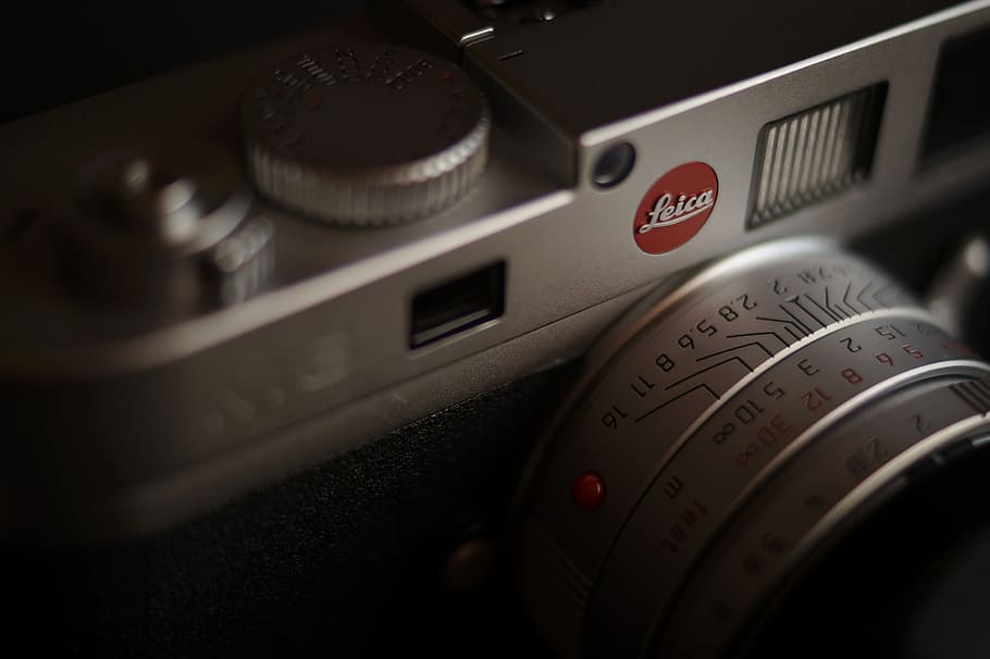 silver DSLR camera, gray SLR camera, leica camera, 35mm, len