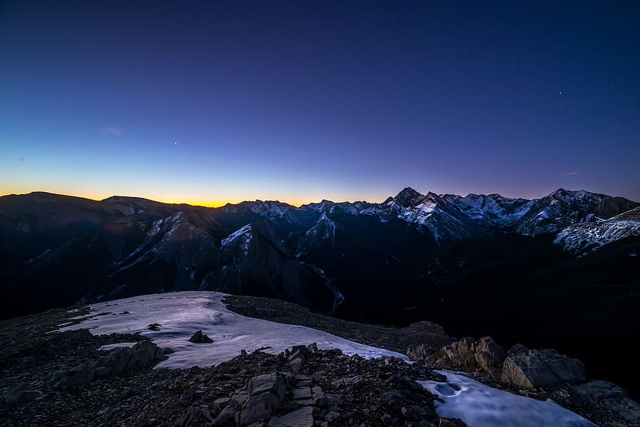 aerial photography of mountain, mountain rage under blue sky during daytime HD wallpaper