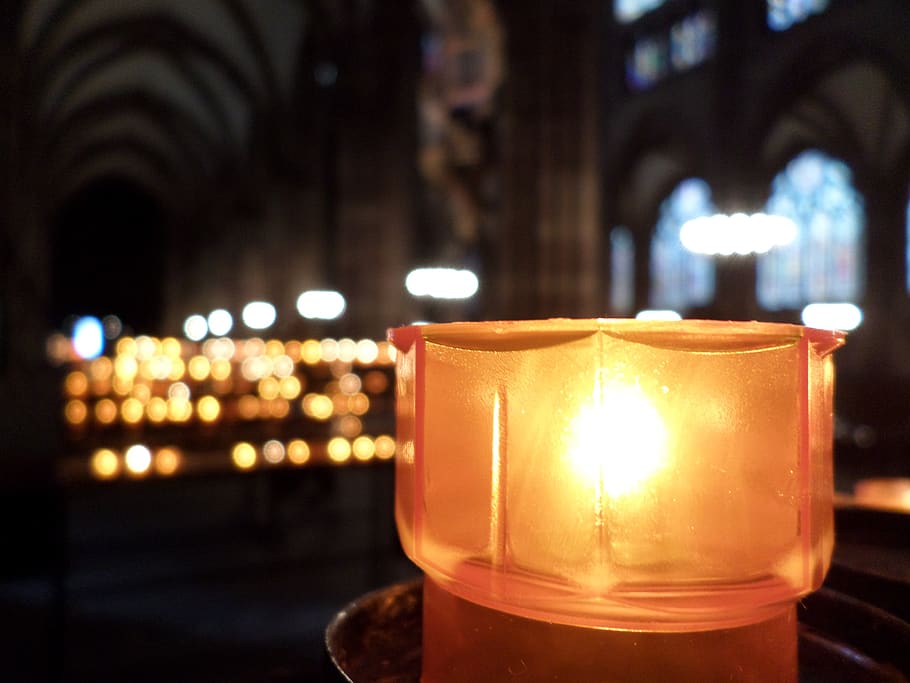 germany, cathedral, candlelight, night, illuminated, focus on foreground HD wallpaper