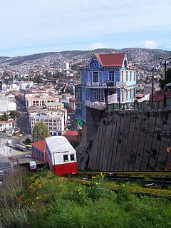 blue and red house durin, funicular, valparaiso, chile, architecture HD wallpaper