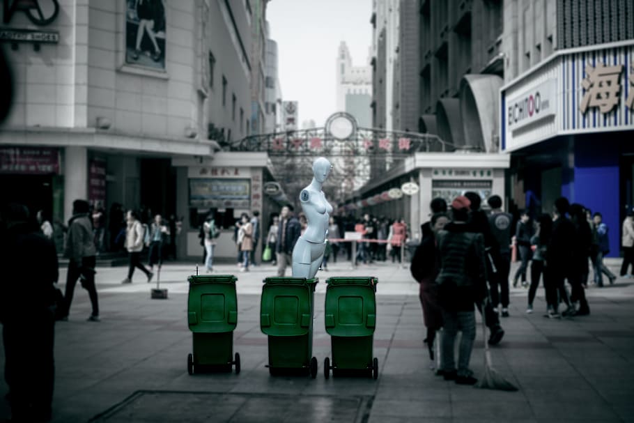 trash, bin, can, people, crowd, city, mannequin, men, women HD wallpaper