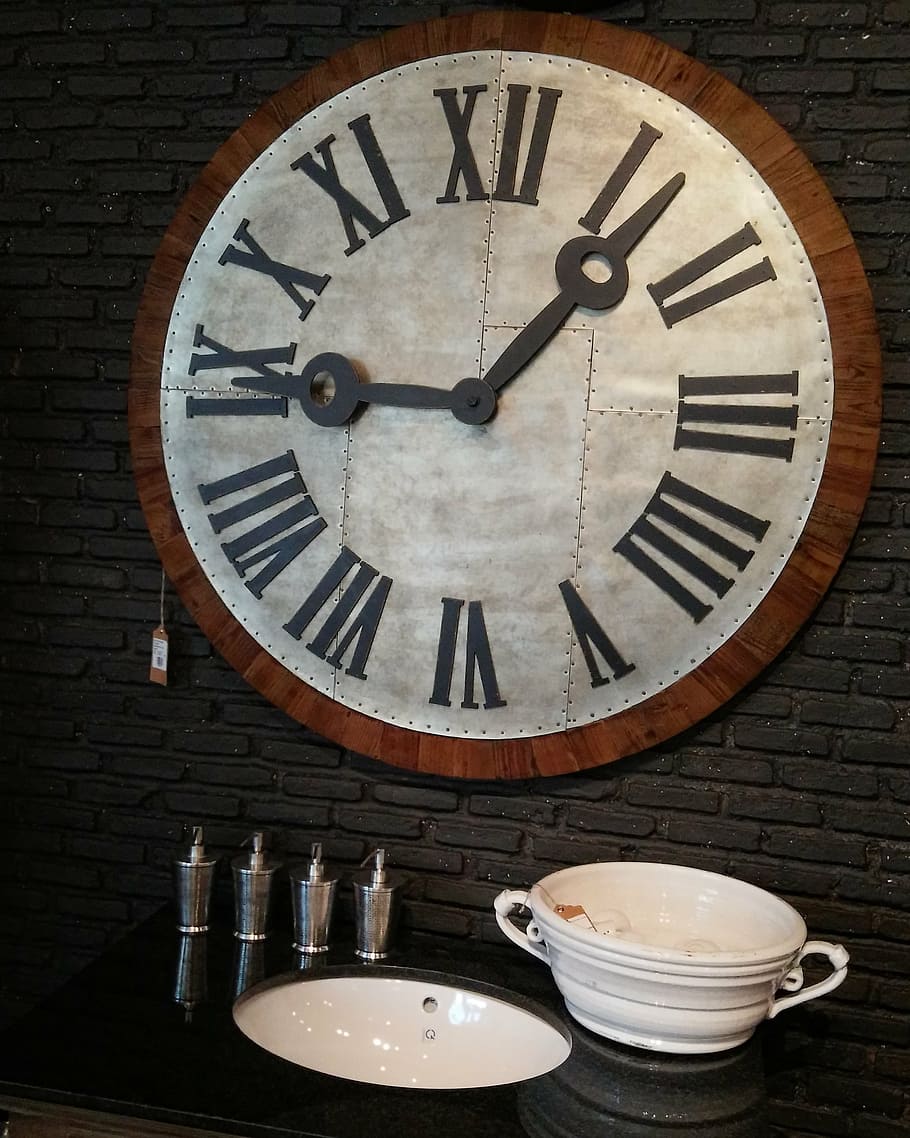 roman, numerals, wall lock, large, clock, time, old-fashioned HD wallpaper