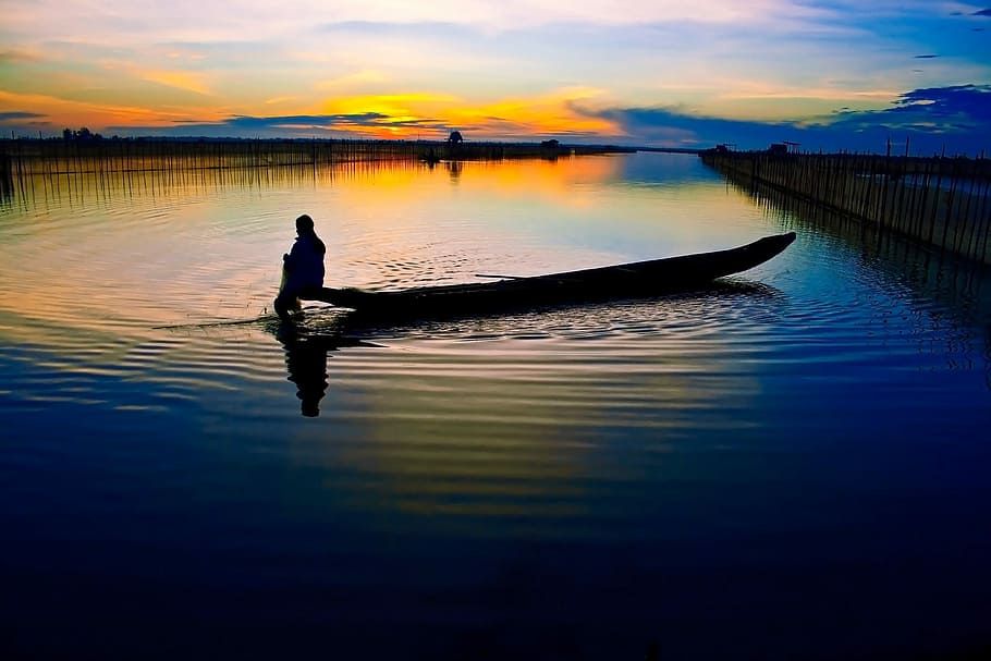 Vietnam, Dawn, Lagoon, Hue, Sunrise, fishing, boat, sunset, HD wallpaper