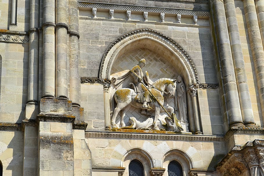 bordeaux, saint-georges, facade, church, high relief, stone church