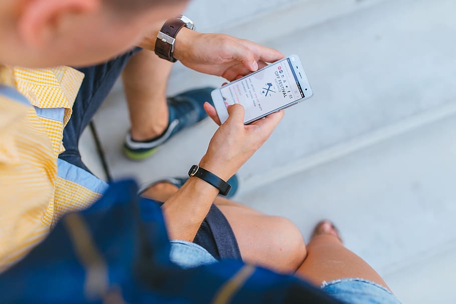 person hold white Android smartphone, cell, texting, technology HD wallpaper