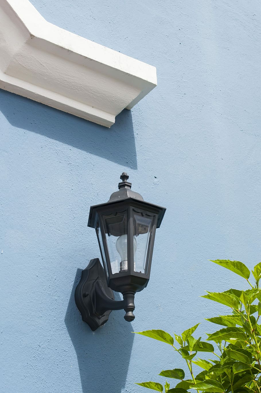 Lamp, Sunlight, Blue, Light, Wall, House, morning, day, green HD wallpaper