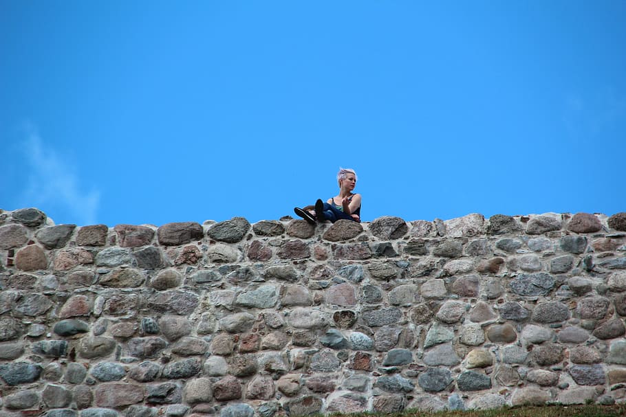 wall, sky, sit, on, the, lauer, sitting, one person, solid HD wallpaper