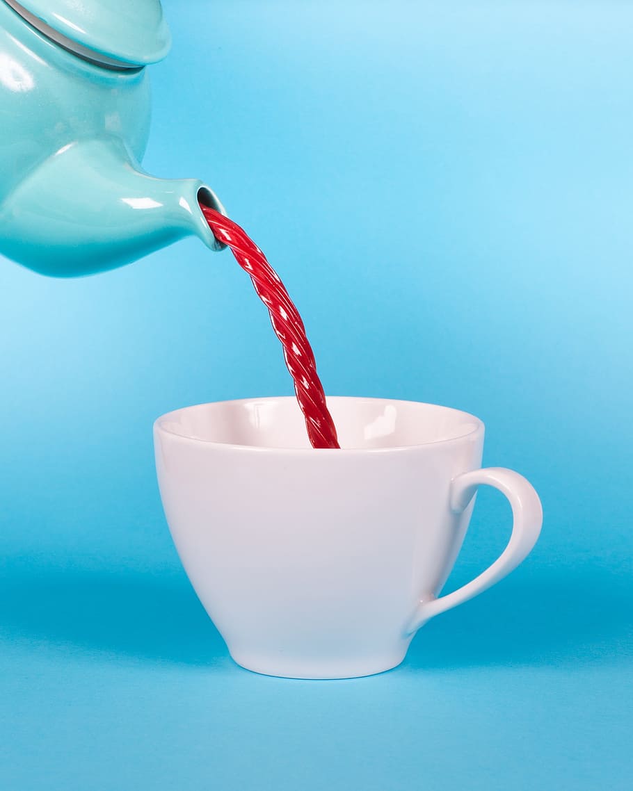 juice, drinks, beverage, cup, teacup, blue, background, white HD wallpaper