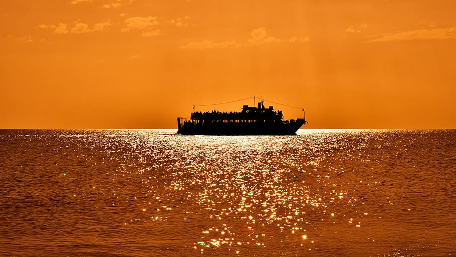 boat, sunset, sunlight, sunbeam, sea, horizon, orange, shadow HD wallpaper
