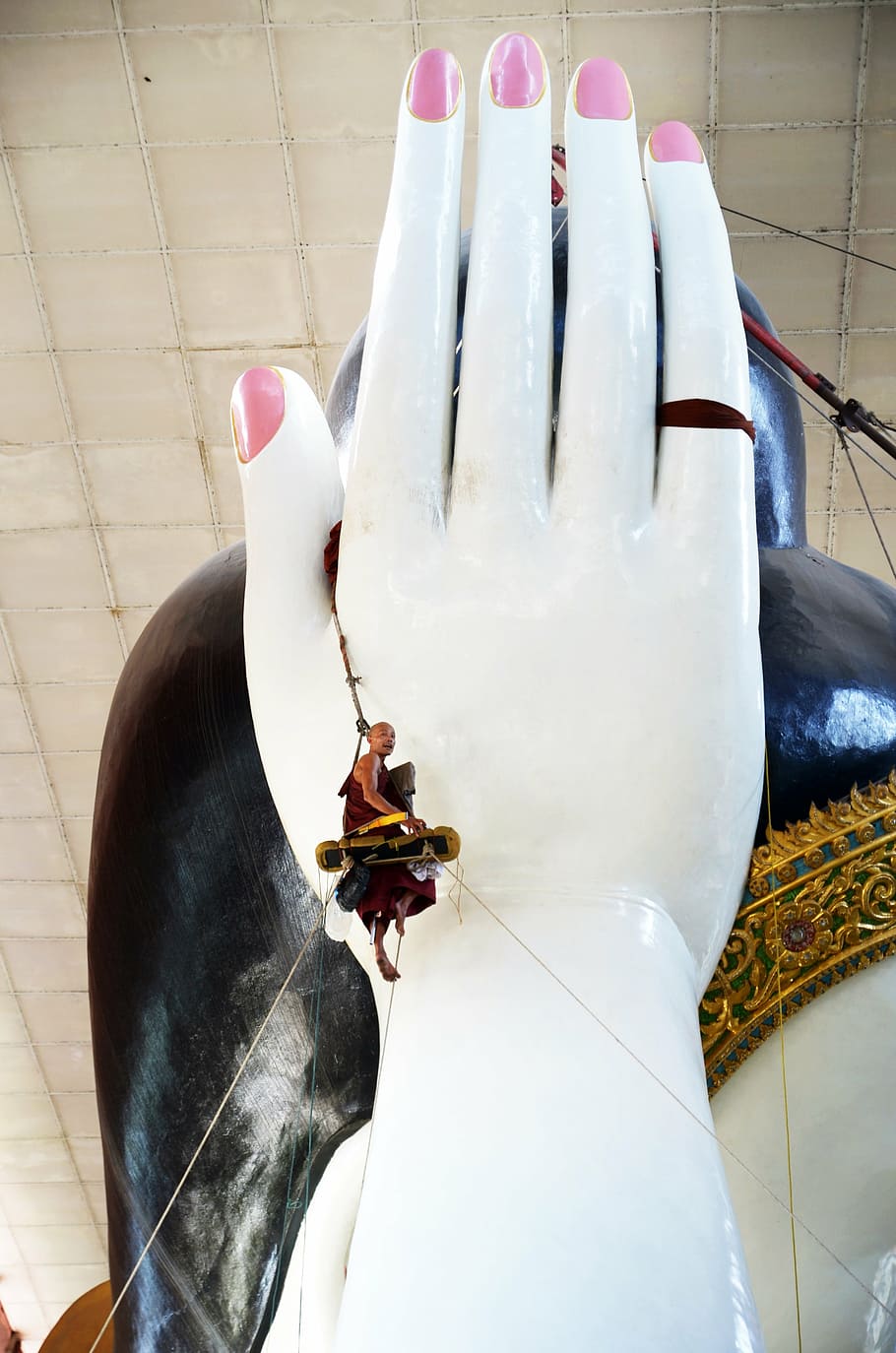 buddha, buddhaputzer, hand, cleaner, human representation, close-up HD wallpaper