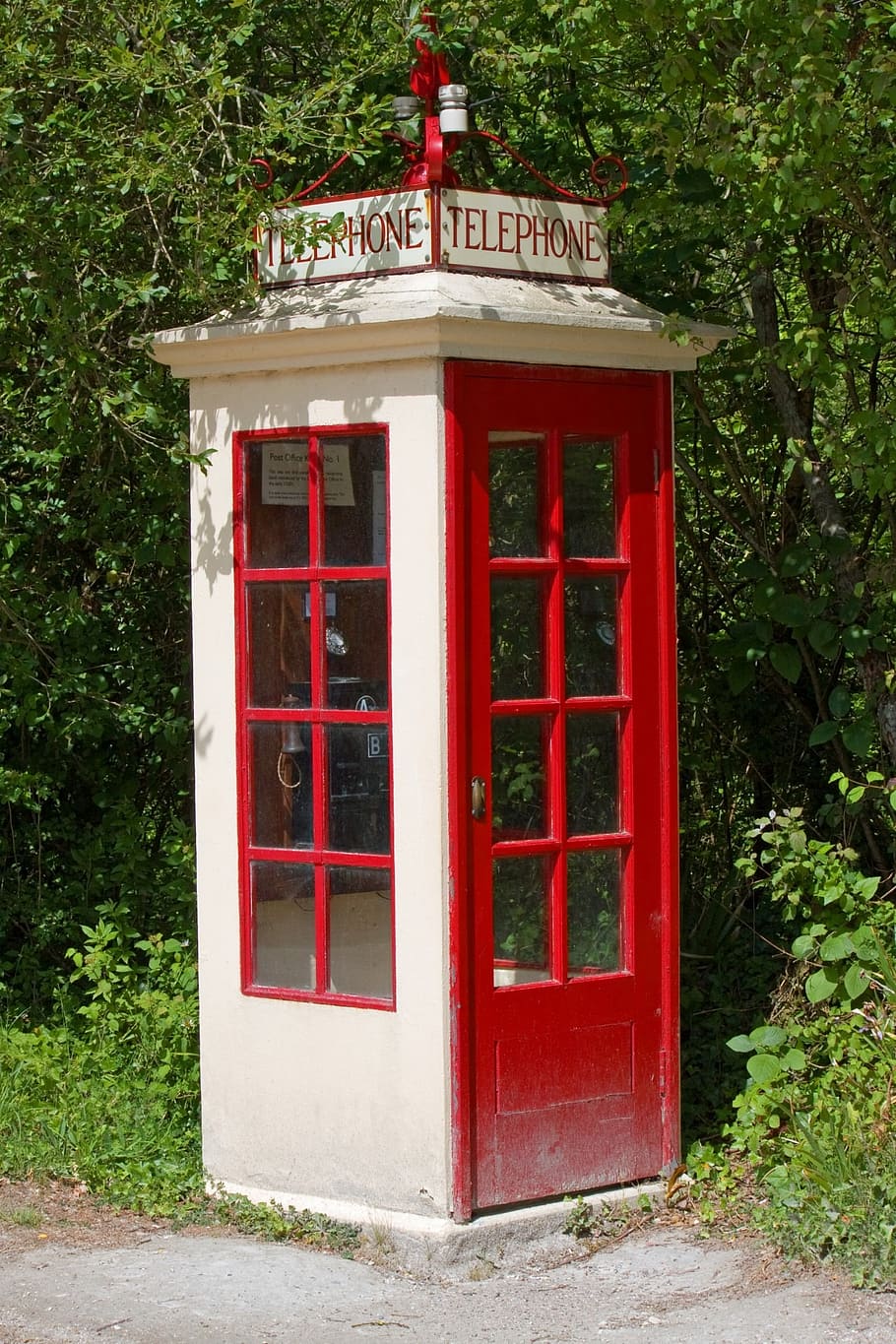 telephone box, vintage, old, english, british, faded, worn, HD wallpaper