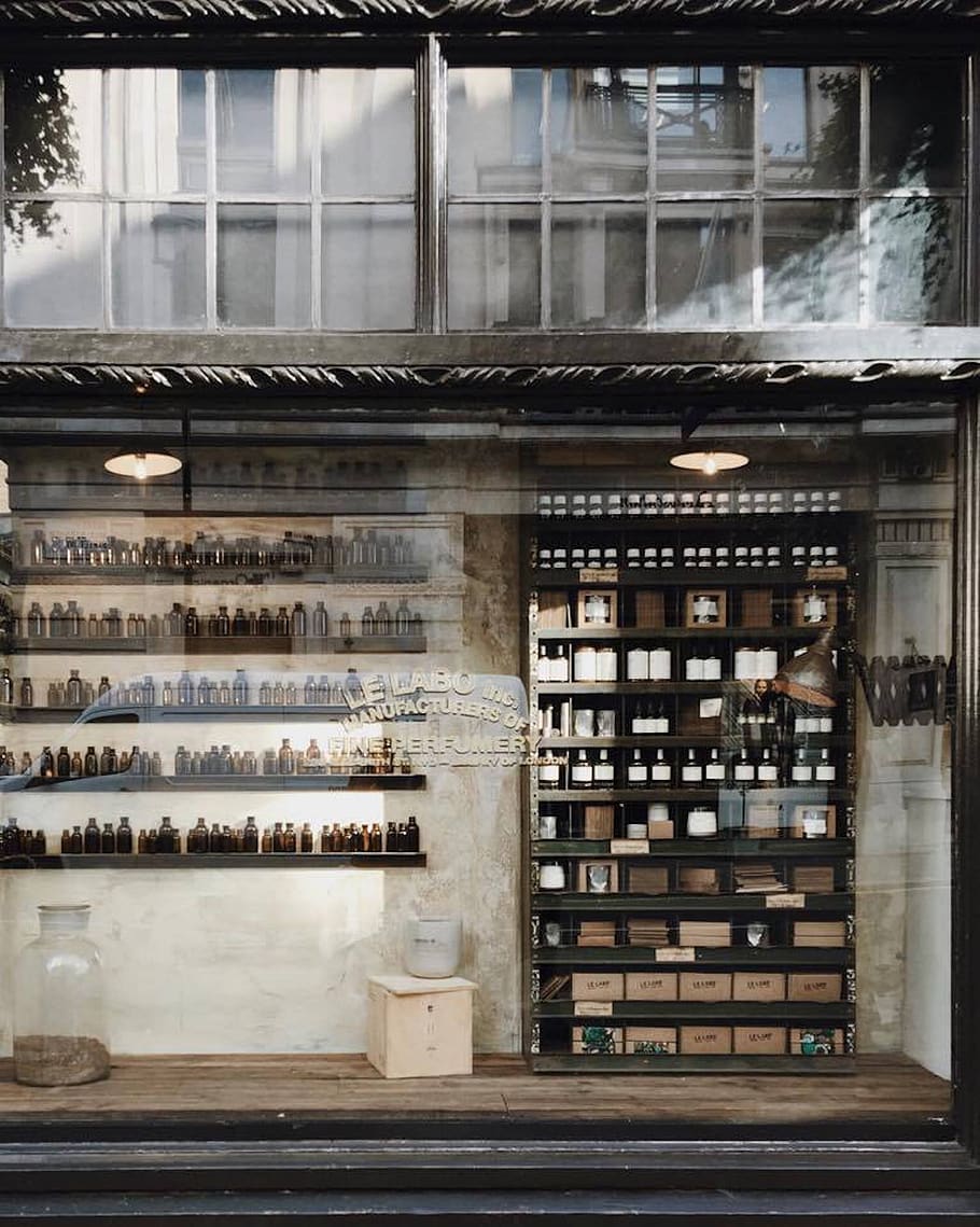 building, perfume, shelf, bottles, boxes, architecture, building exterior HD wallpaper