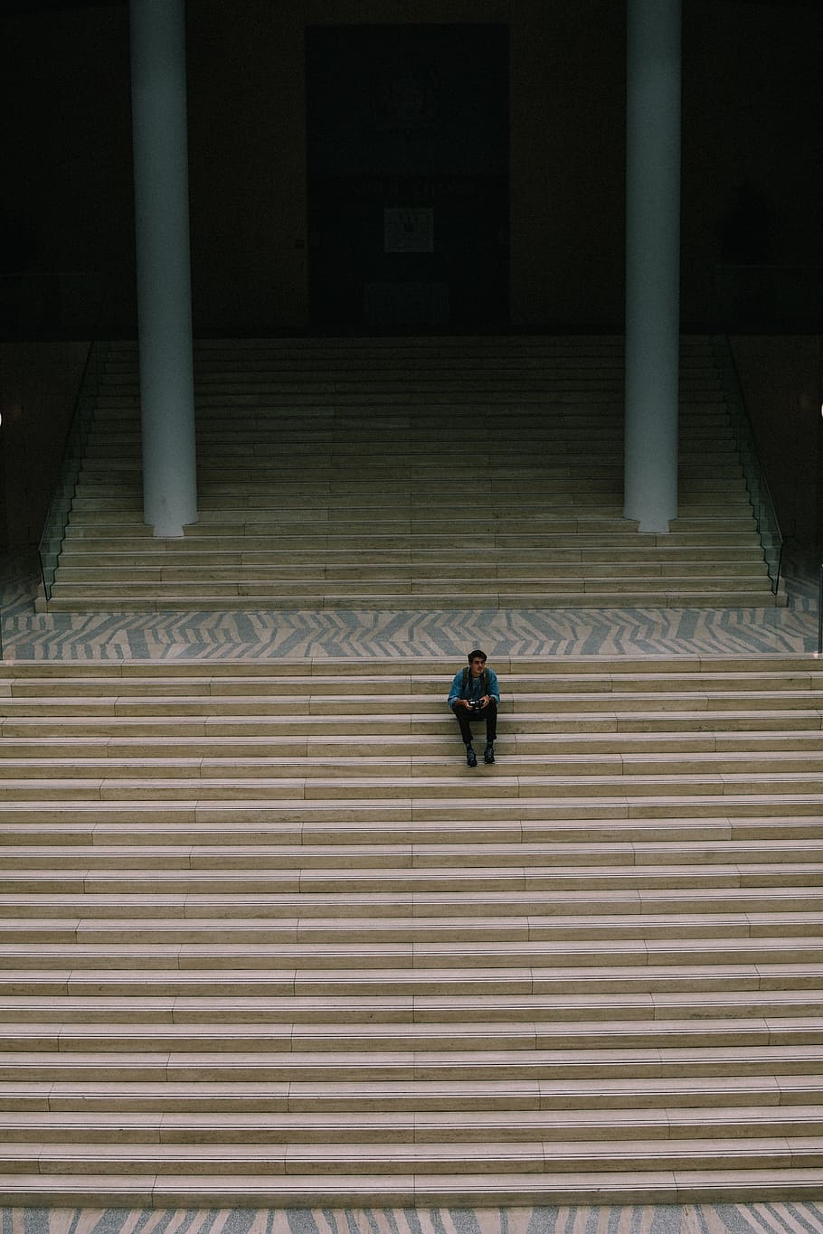 architecture, building, infrastructure, floor, stairs, people HD wallpaper