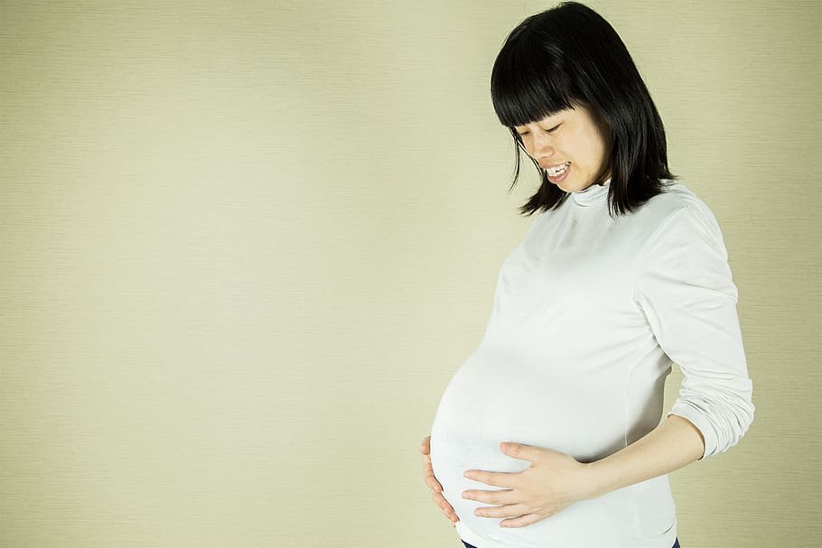 pregnant woman photo, asian, chinese, belly, young, love, happy