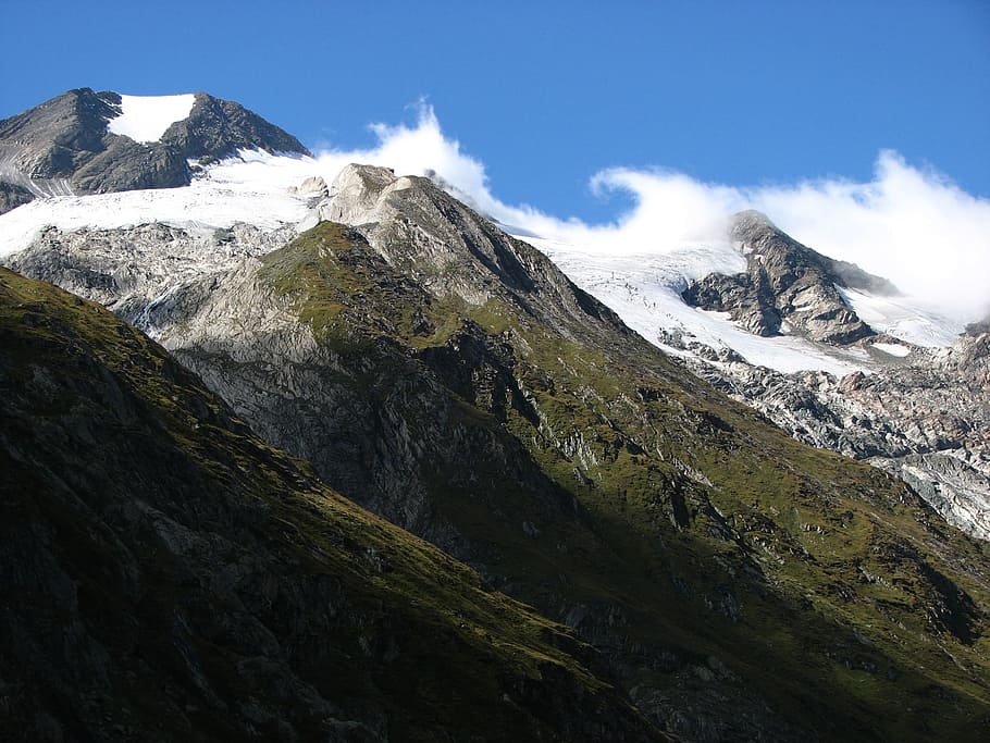 green grass on mountain alps, Clouds, Summit, Alpine, mountaineering HD wallpaper