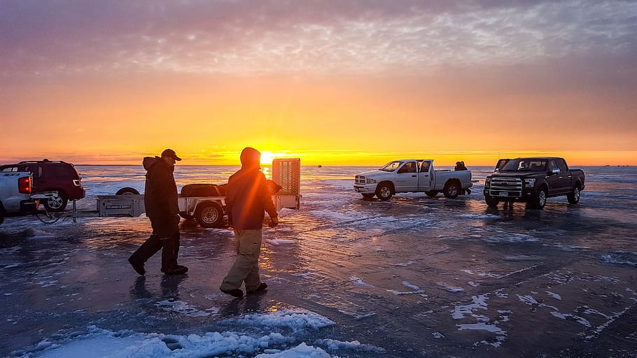 Ice Fishing, Winter, Lake, Sunrise, walking, outdoor, frozen, HD wallpaper