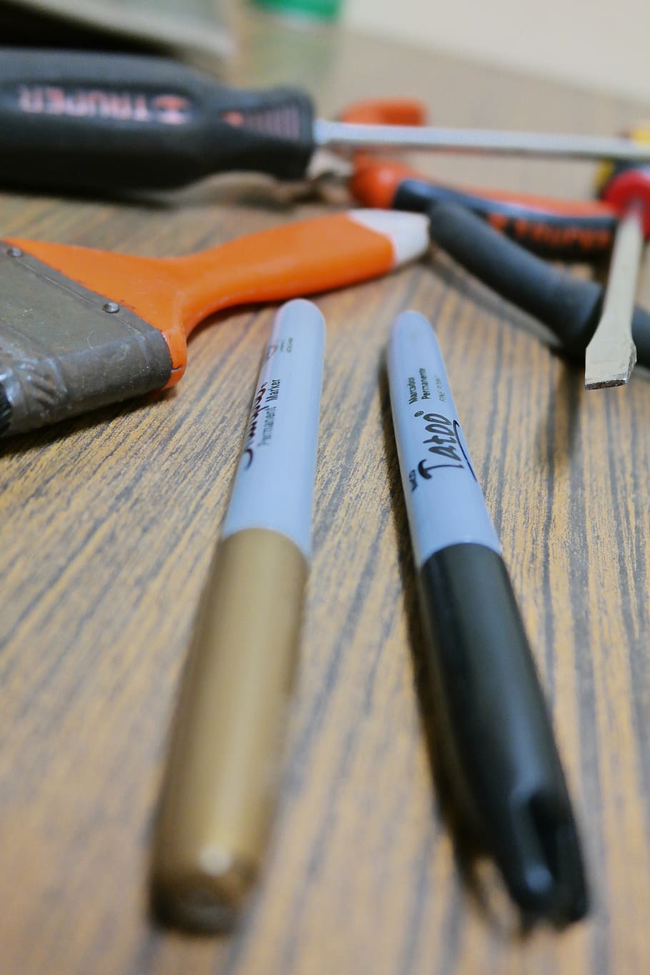 tweezers, screwdriver, brush, tools, down, cable ties, close-up, HD wallpaper